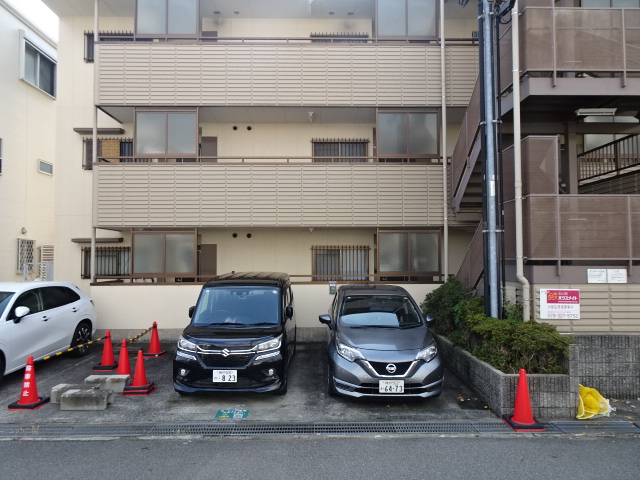 中央区 宮本通セルフステーション 駐車場写真