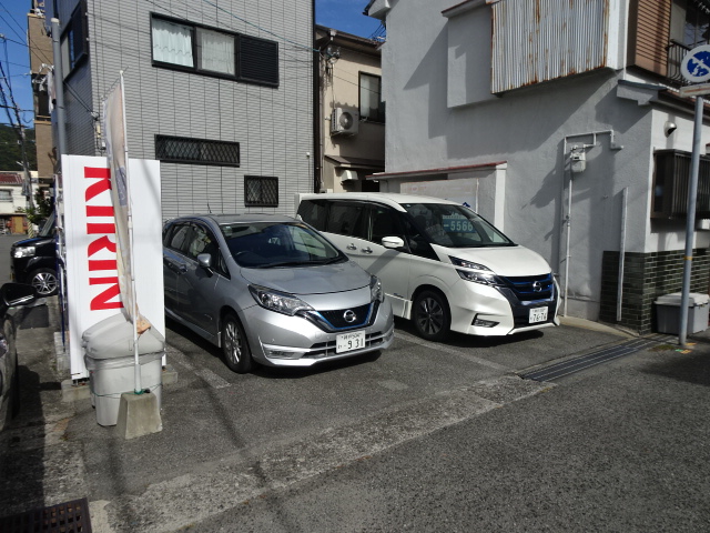 神大病院 北側24hセルフステーション 駐車場写真
